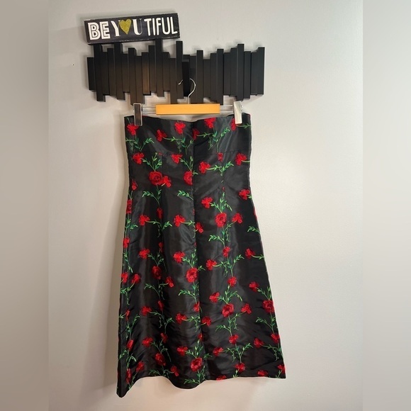 SWEET Chemise Strapless Black Satin with Embroidered Roses Size 8 - Picture 4 of 12